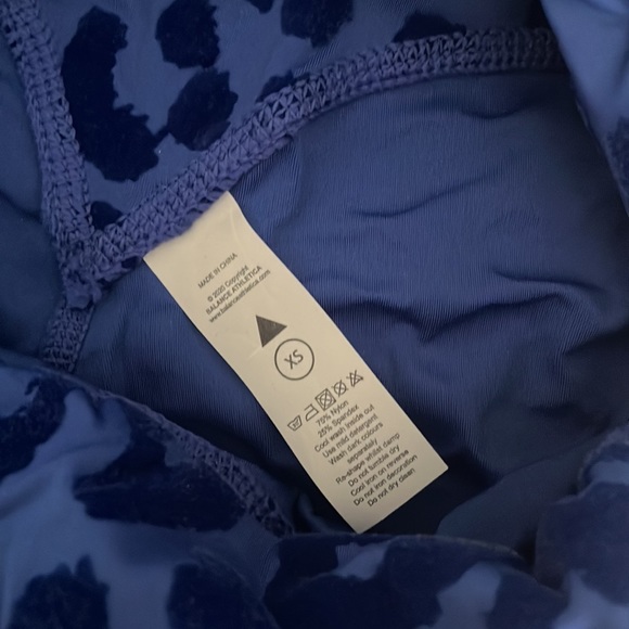 Limited edition balance athletica blue leopard shorts - Picture 3 of 3